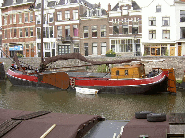 400.gif (173112 bytes)