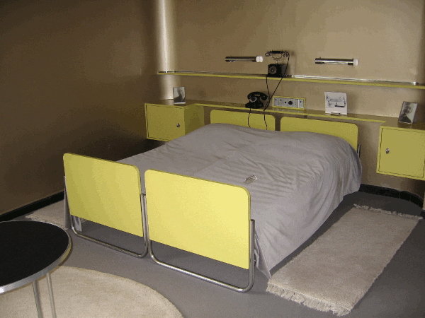 500.gif (148190 bytes)