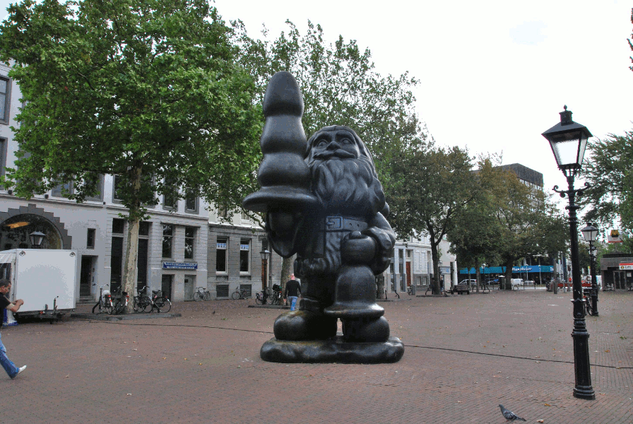 550.gif (327117 bytes)