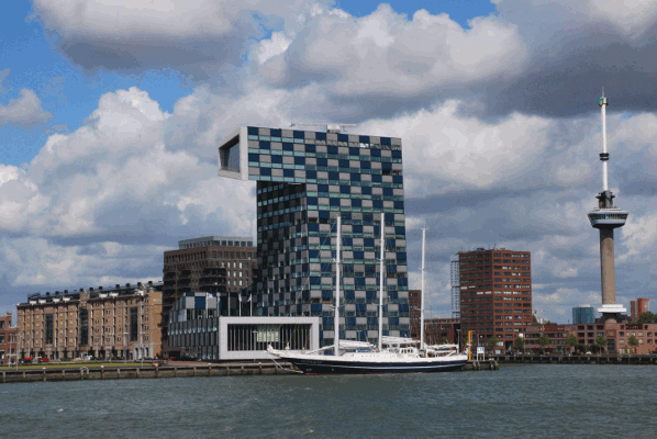 640.gif (133512 bytes)