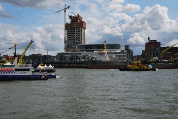 680.gif (133104 bytes)