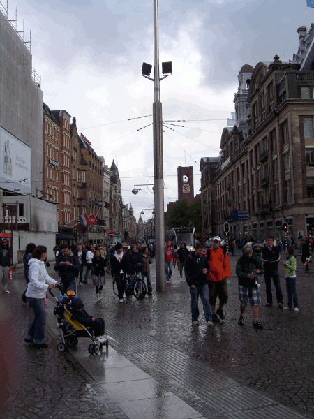 930.gif (205480 bytes)