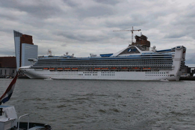 1120.gif (166350 bytes)