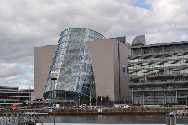 120.jpg (146416 bytes)