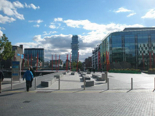 140.gif (165735 bytes)