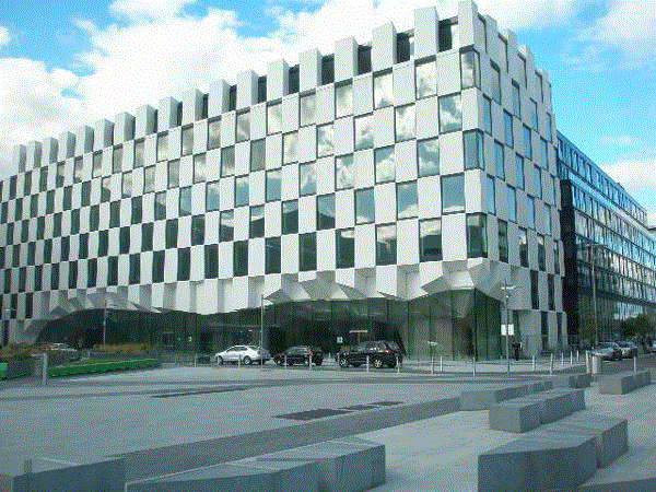 230.gif (131761 bytes)