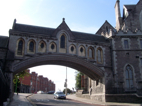 740.gif (179639 bytes)