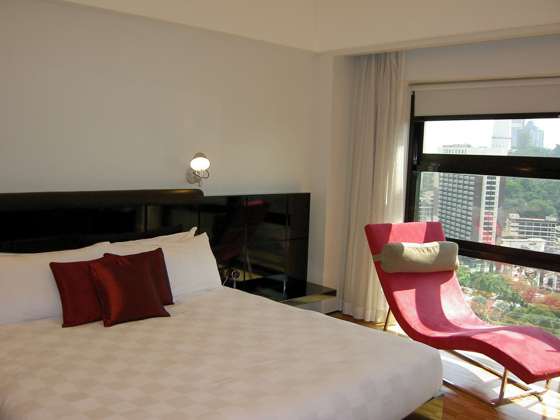 10.gif (133251 bytes)