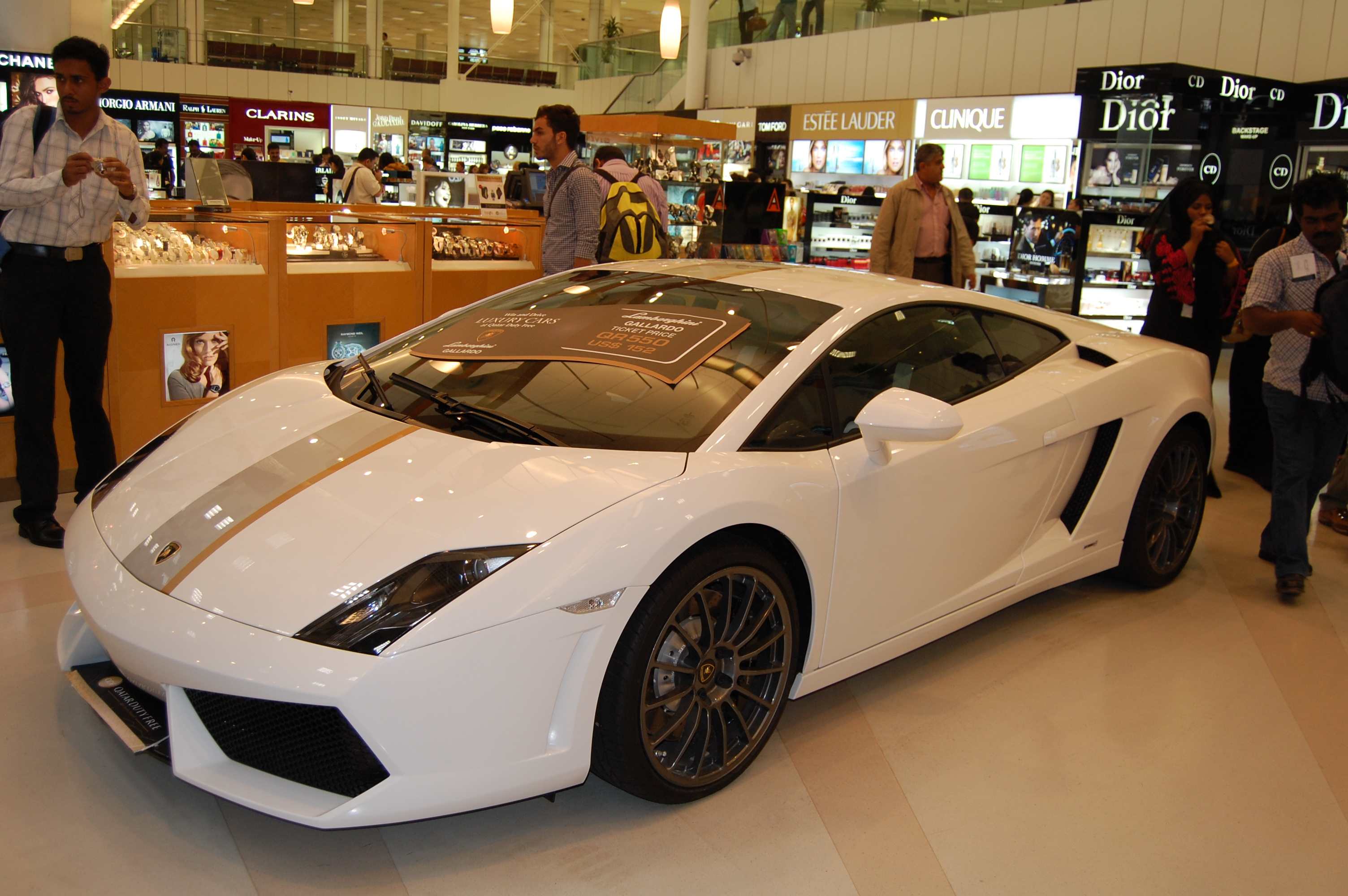 110.jpg (133810 bytes)