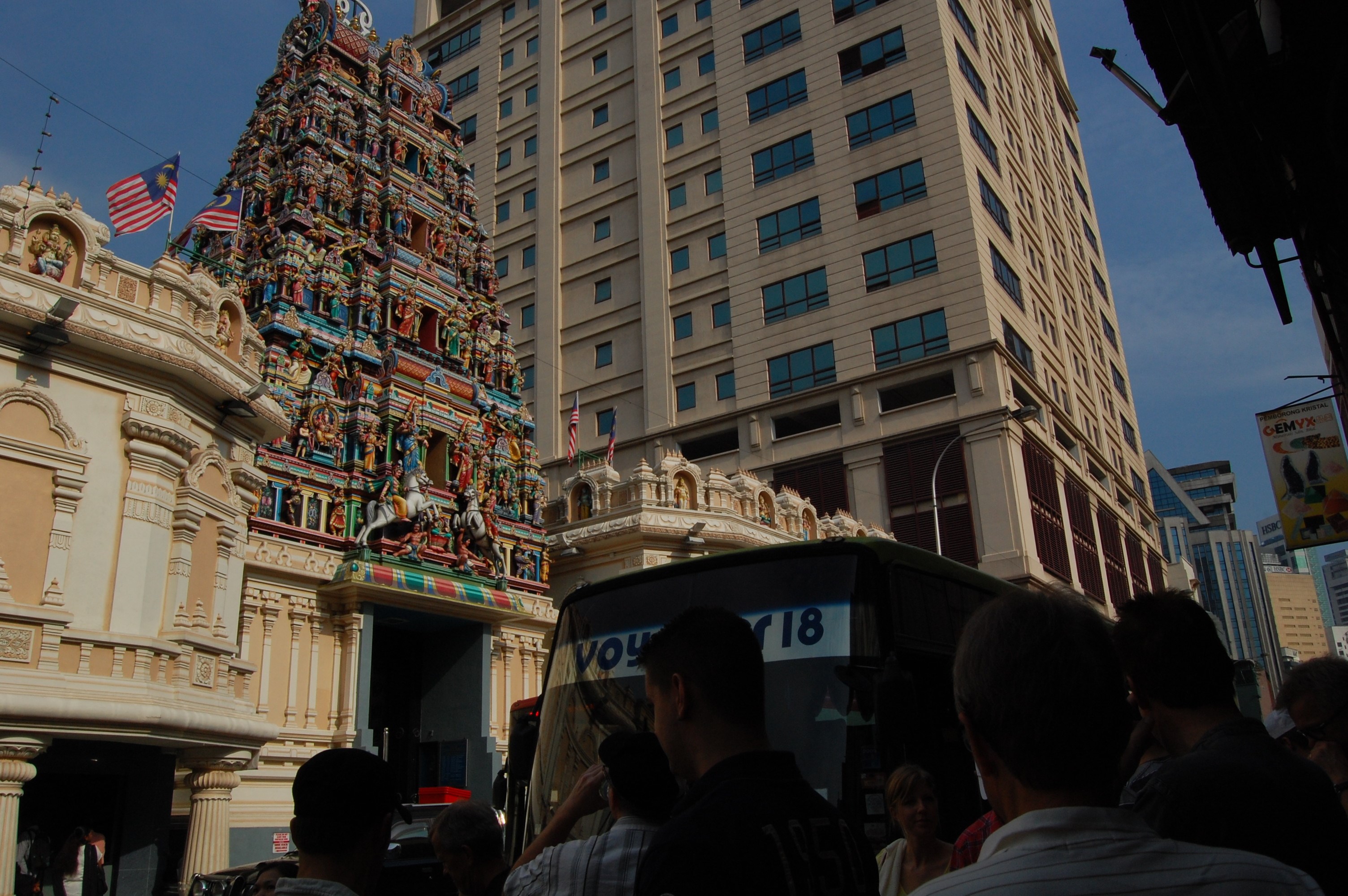 310.jpg (174040 bytes)