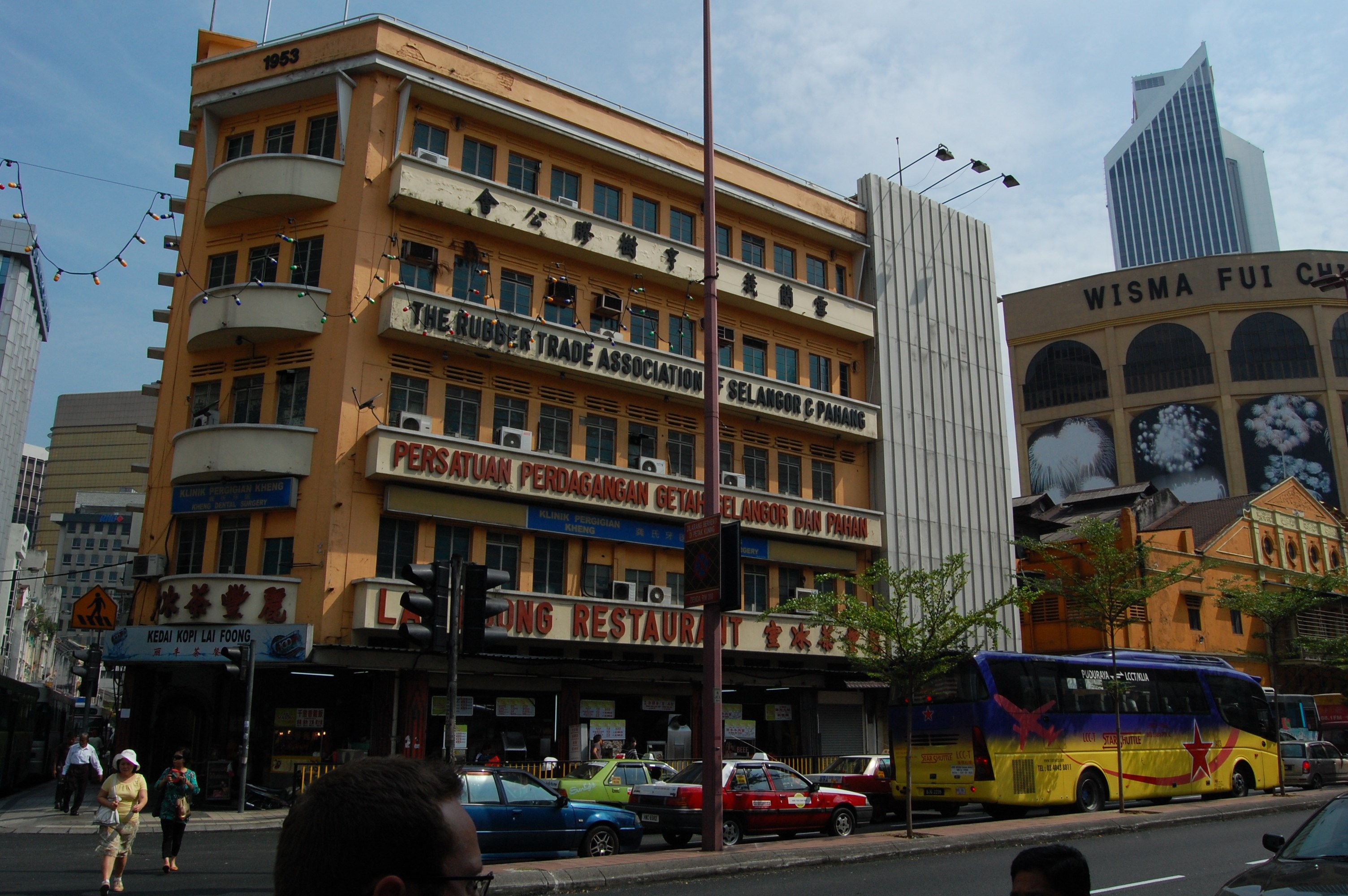 470.jpg (156454 bytes)