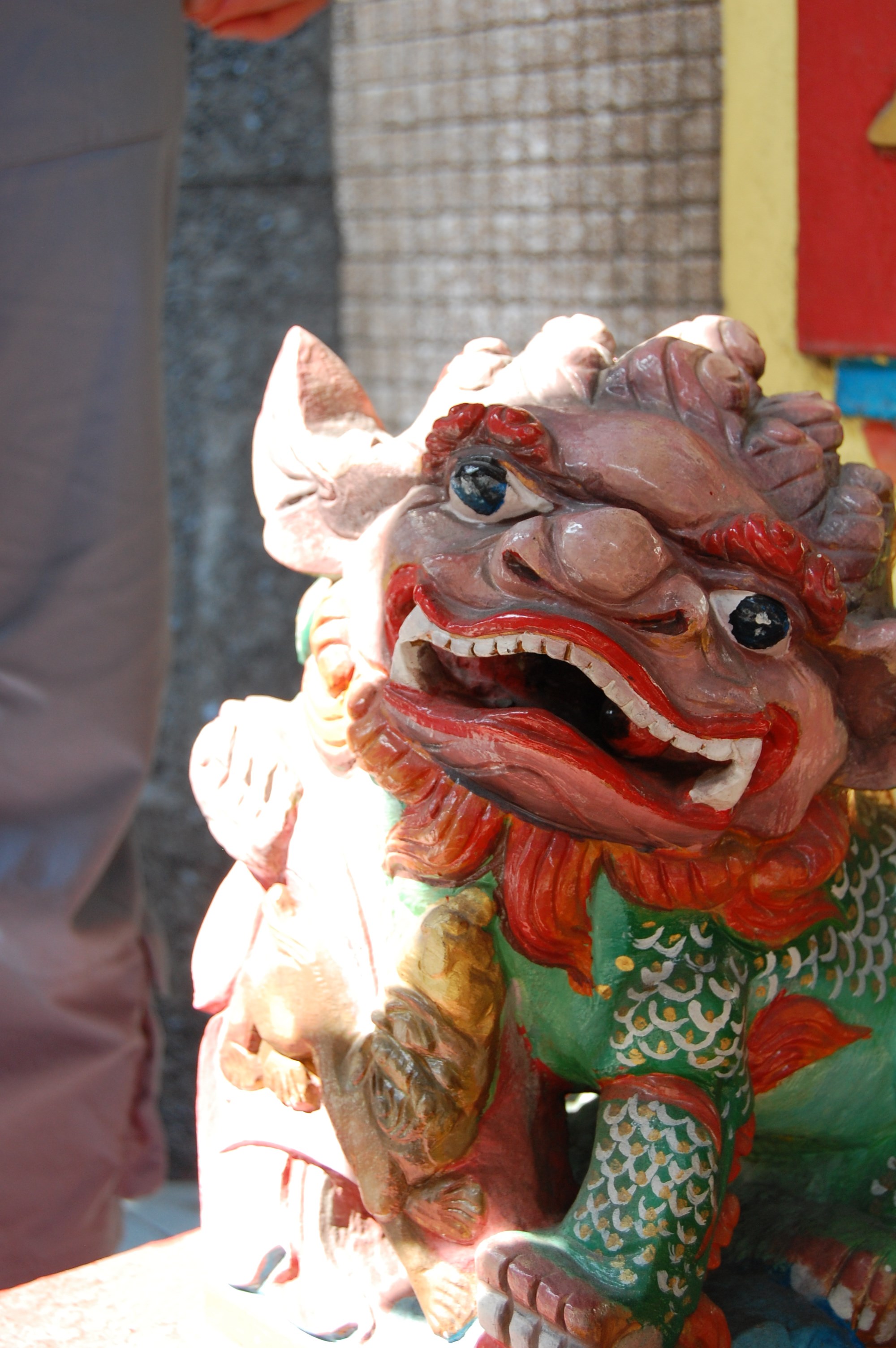 490.jpg (156454 bytes)