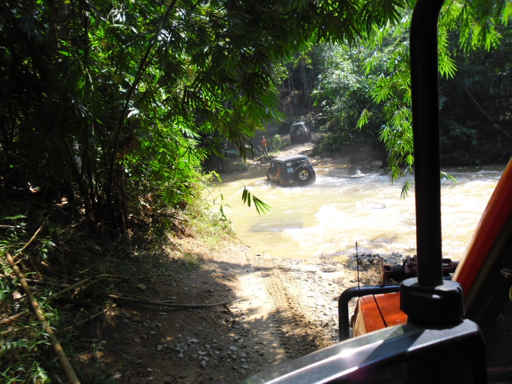 600.jpg (154109 bytes)