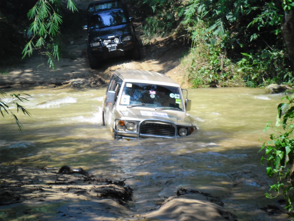 630.jpg (157806 bytes)