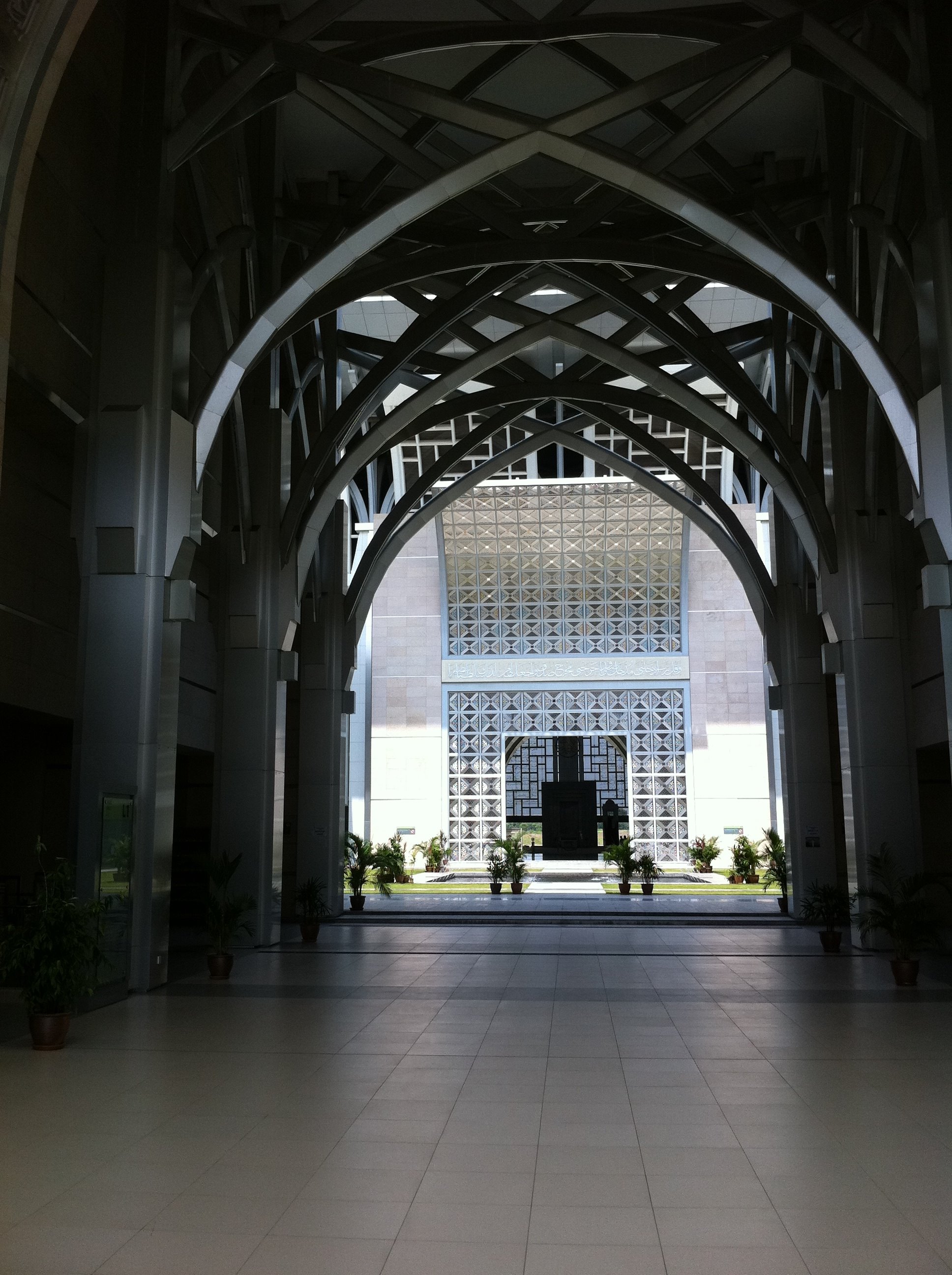 0610.jpg (147915 bytes)