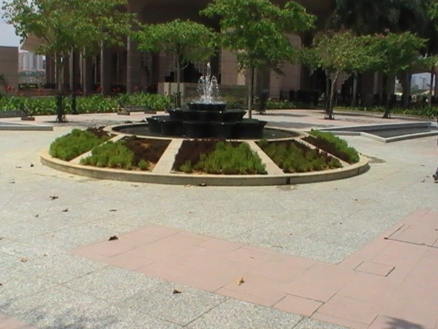 0708.jpg (147915 bytes)