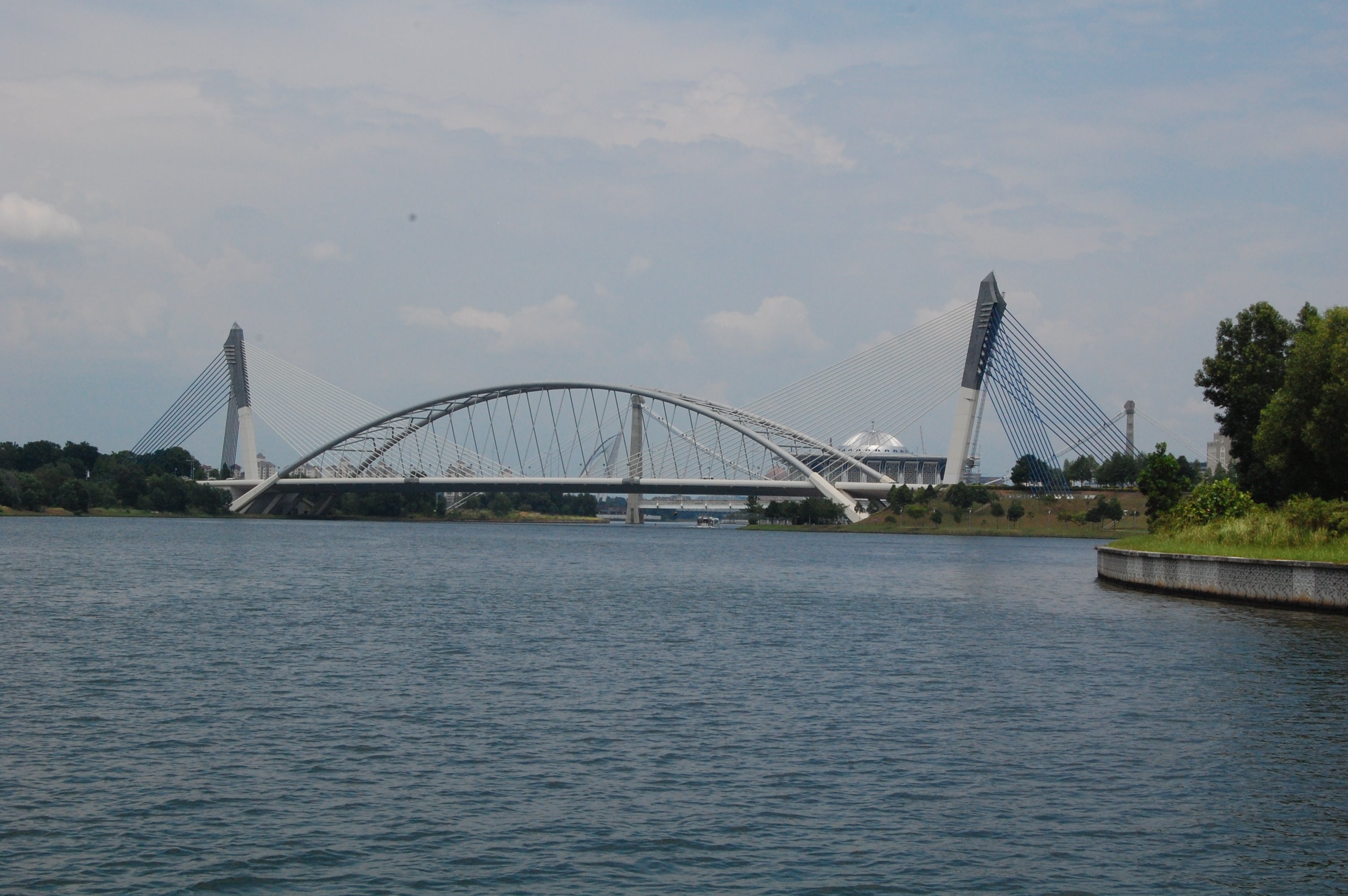 0849.jpg (147915 bytes)