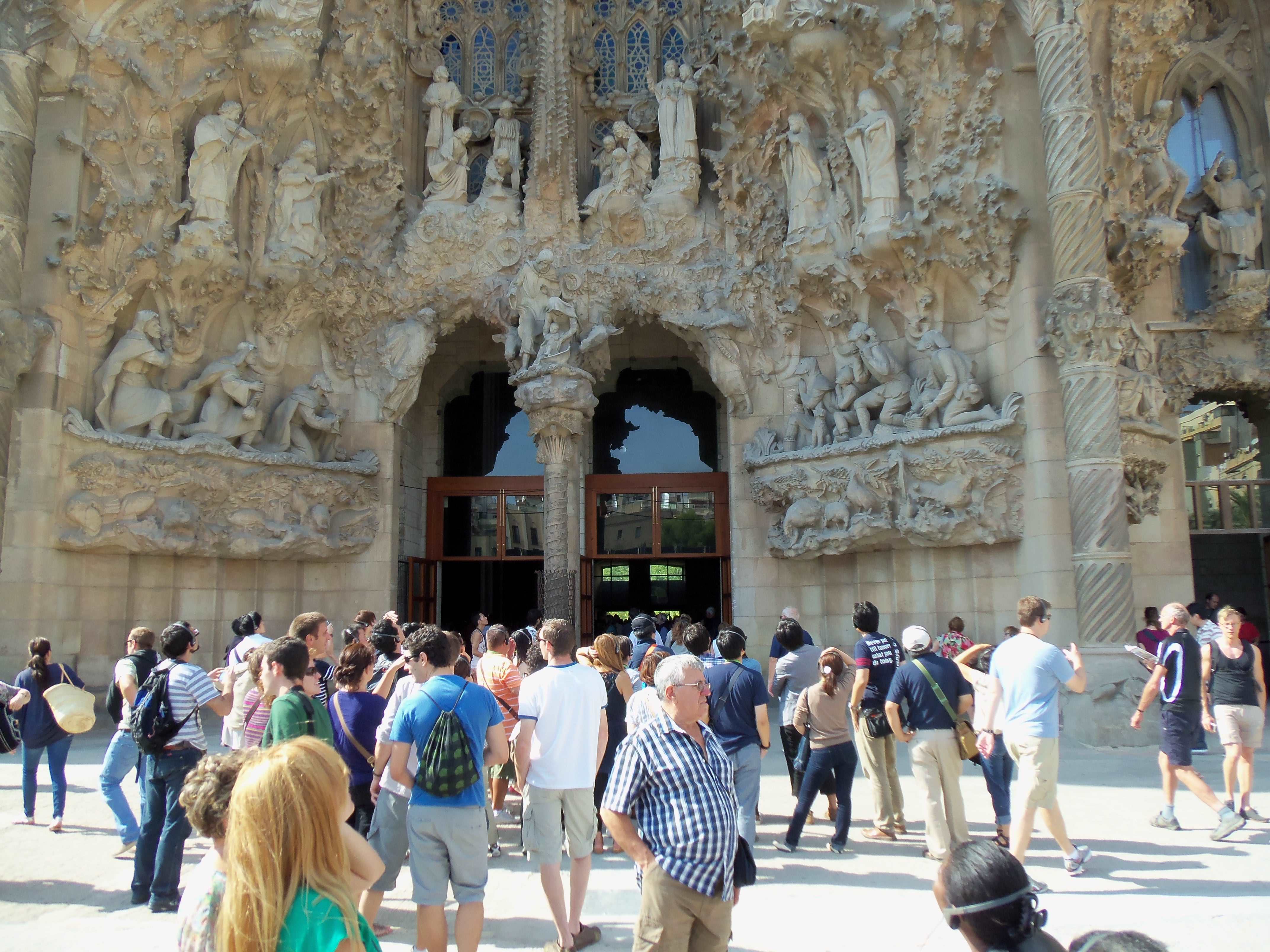 200.jpg (127199 bytes)