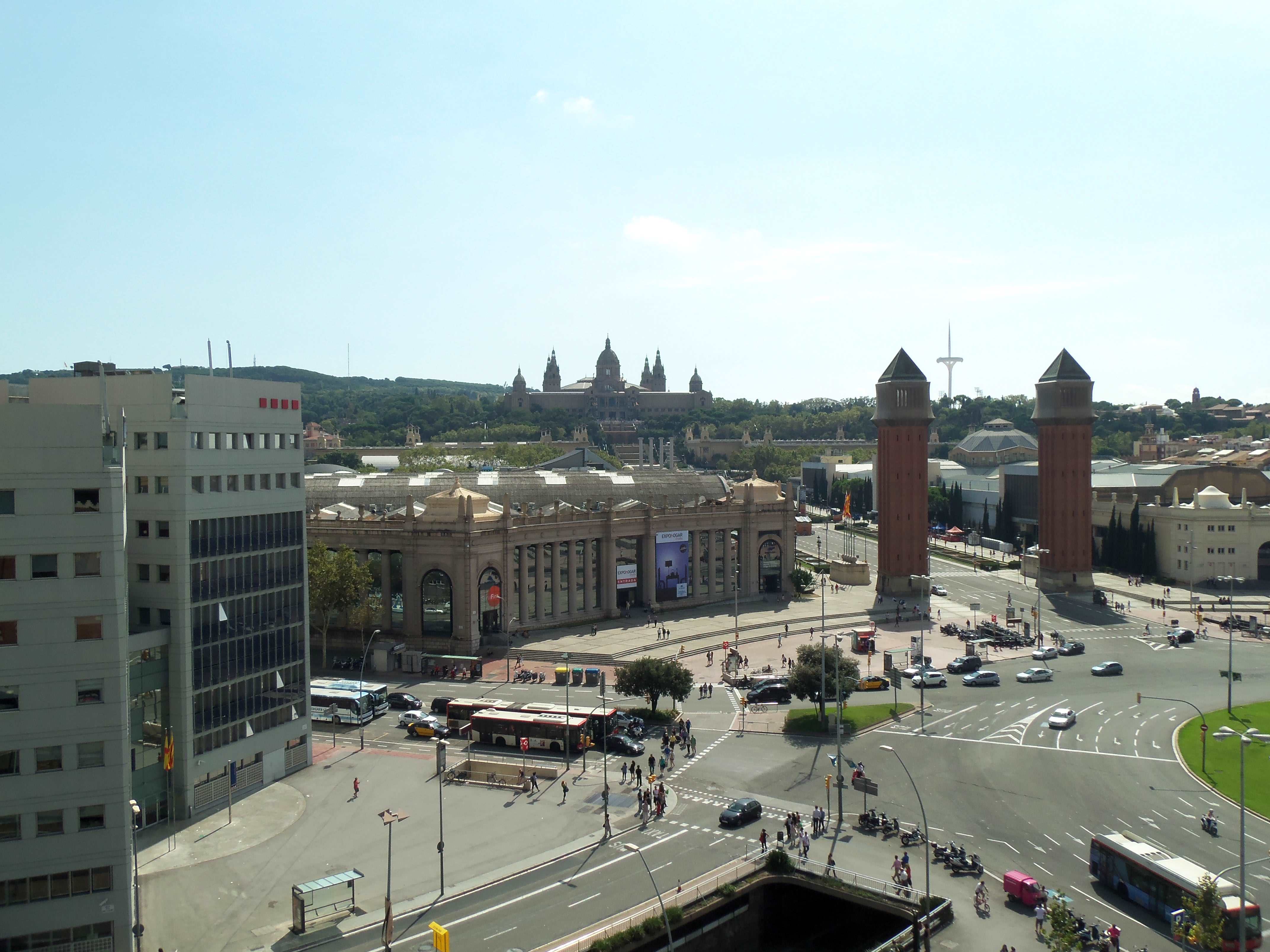 290.jpg (127199 bytes)