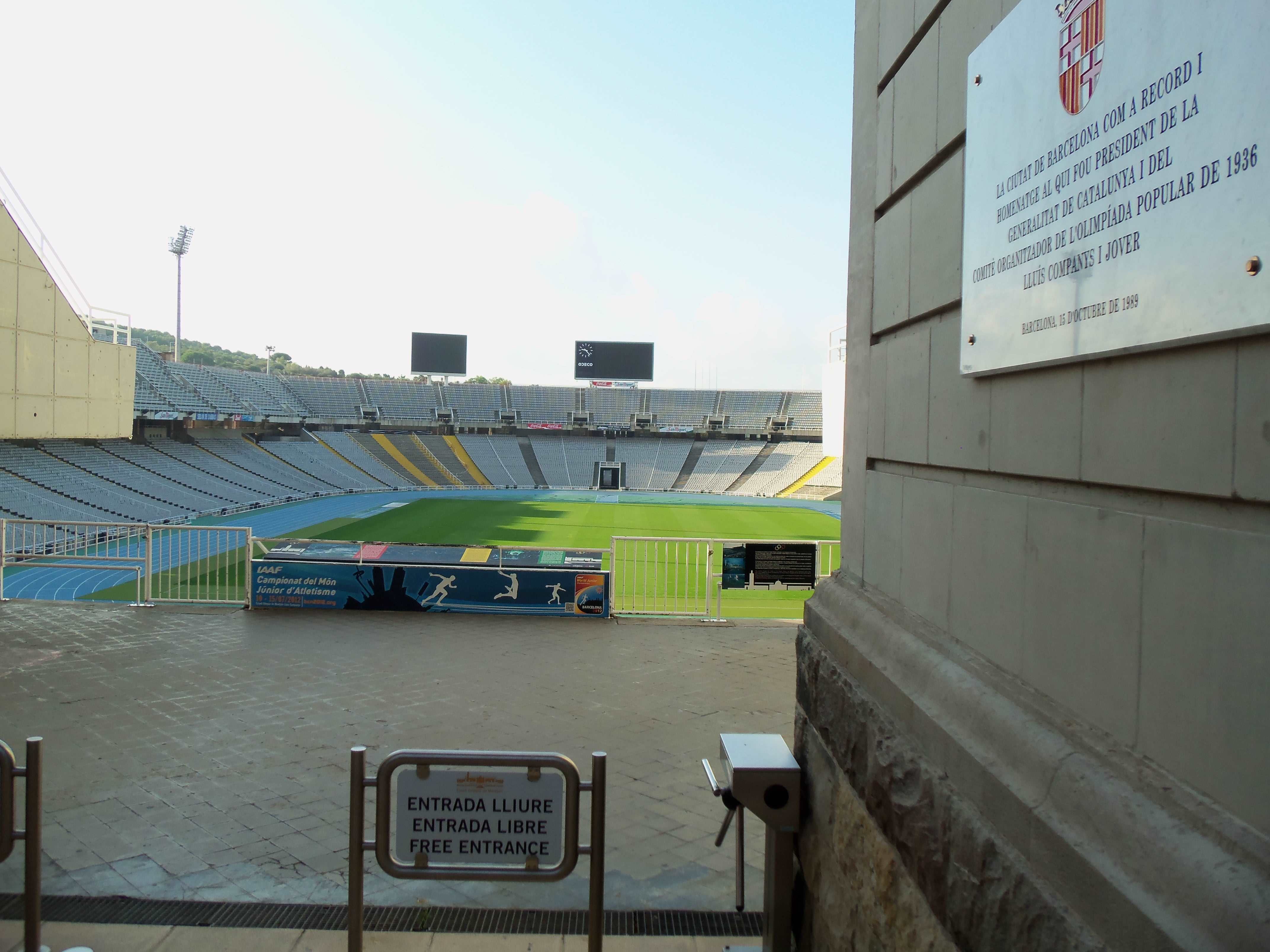 40.jpg (163650 bytes)