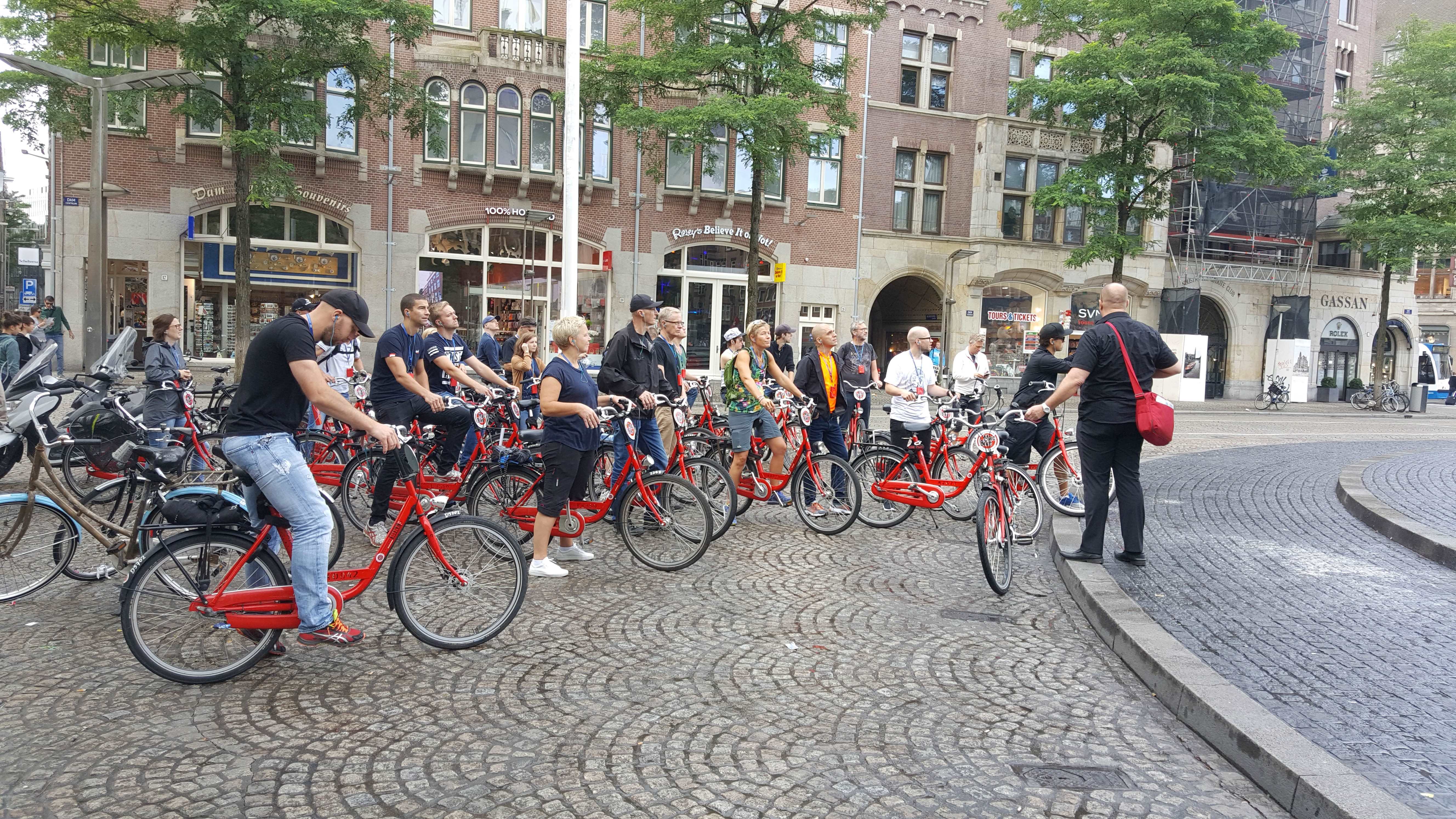 50.jpg (163650 bytes)