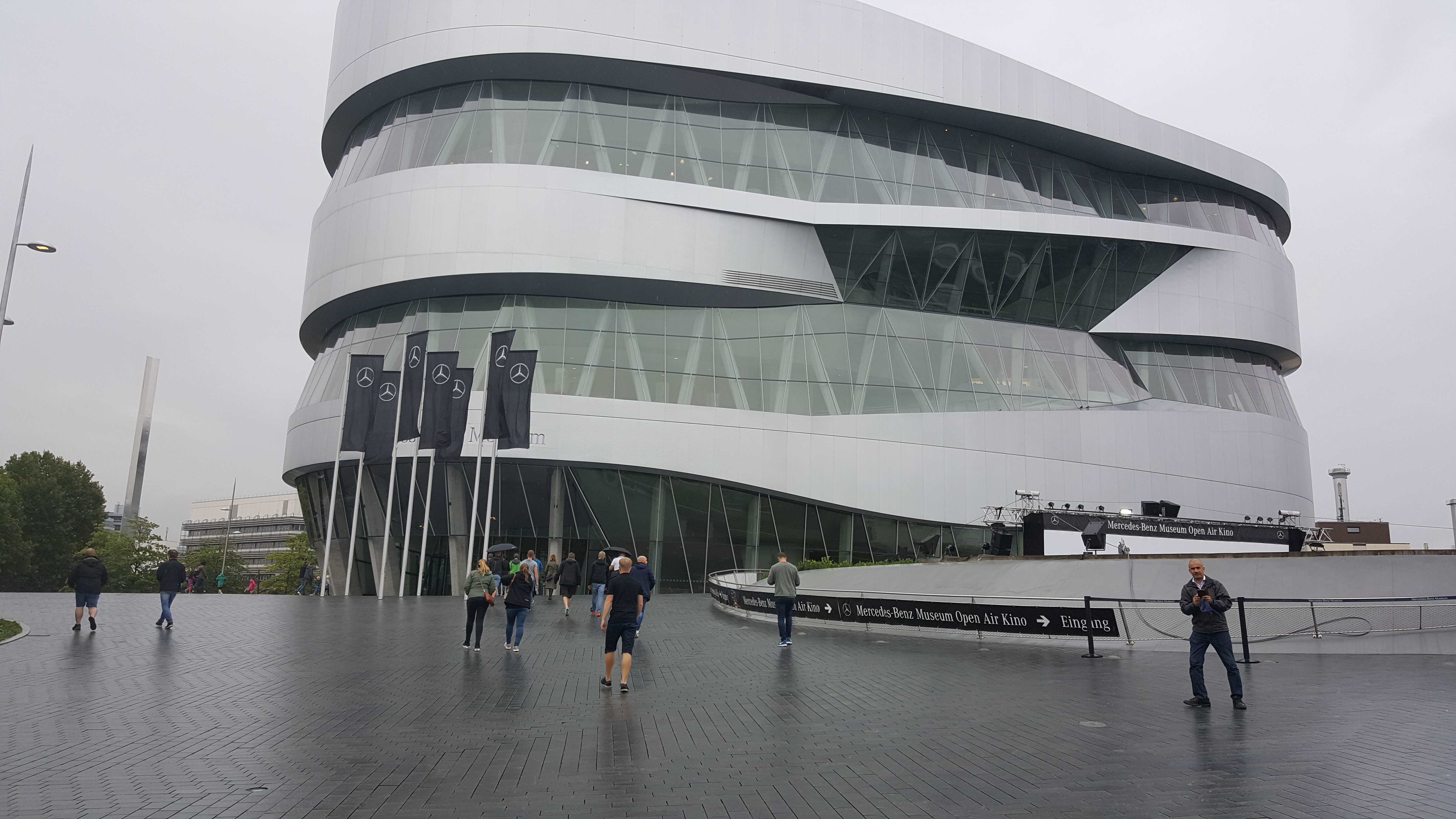 10.jpg (133251 bytes)