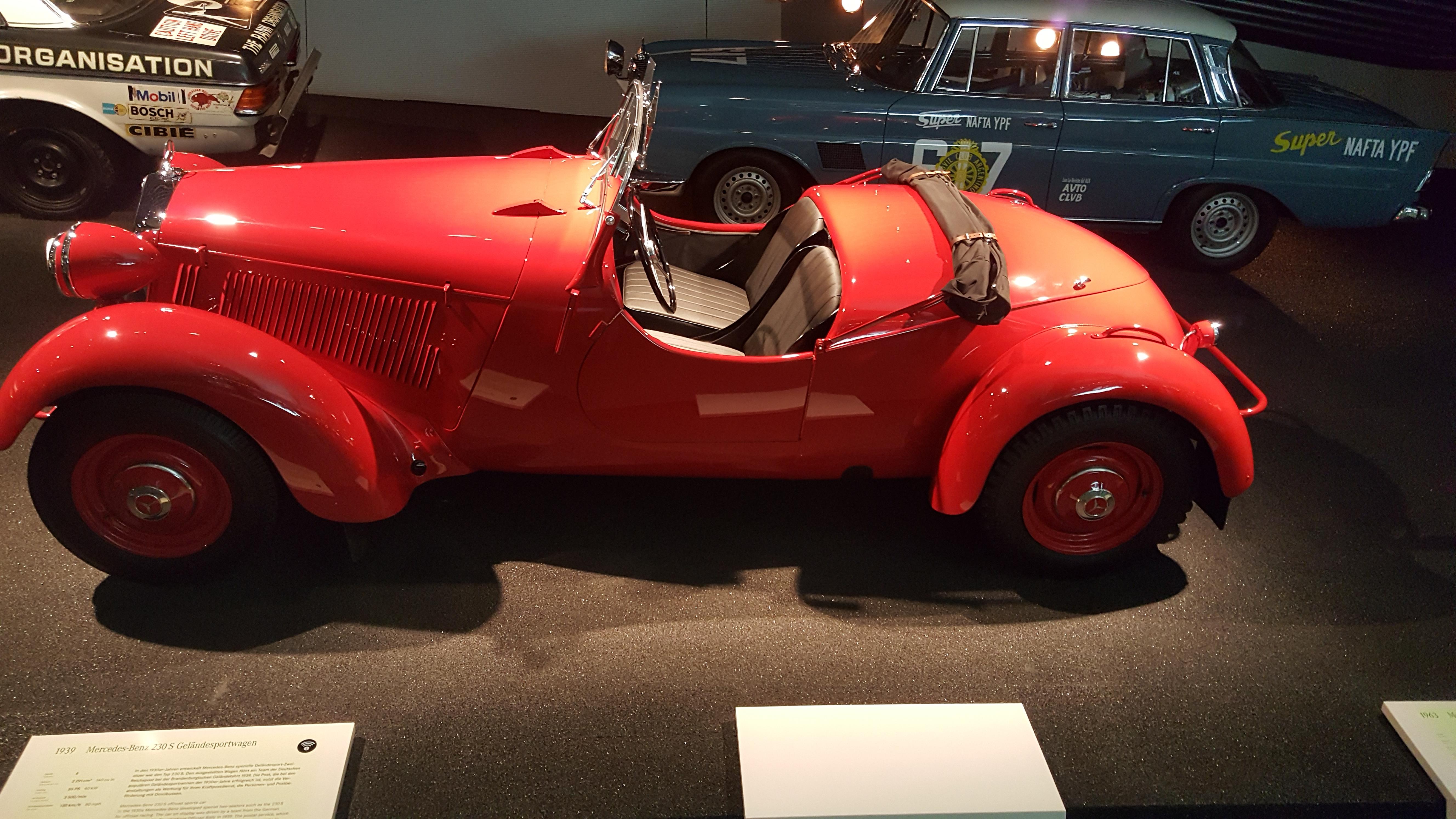 330.jpg (250910 bytes)