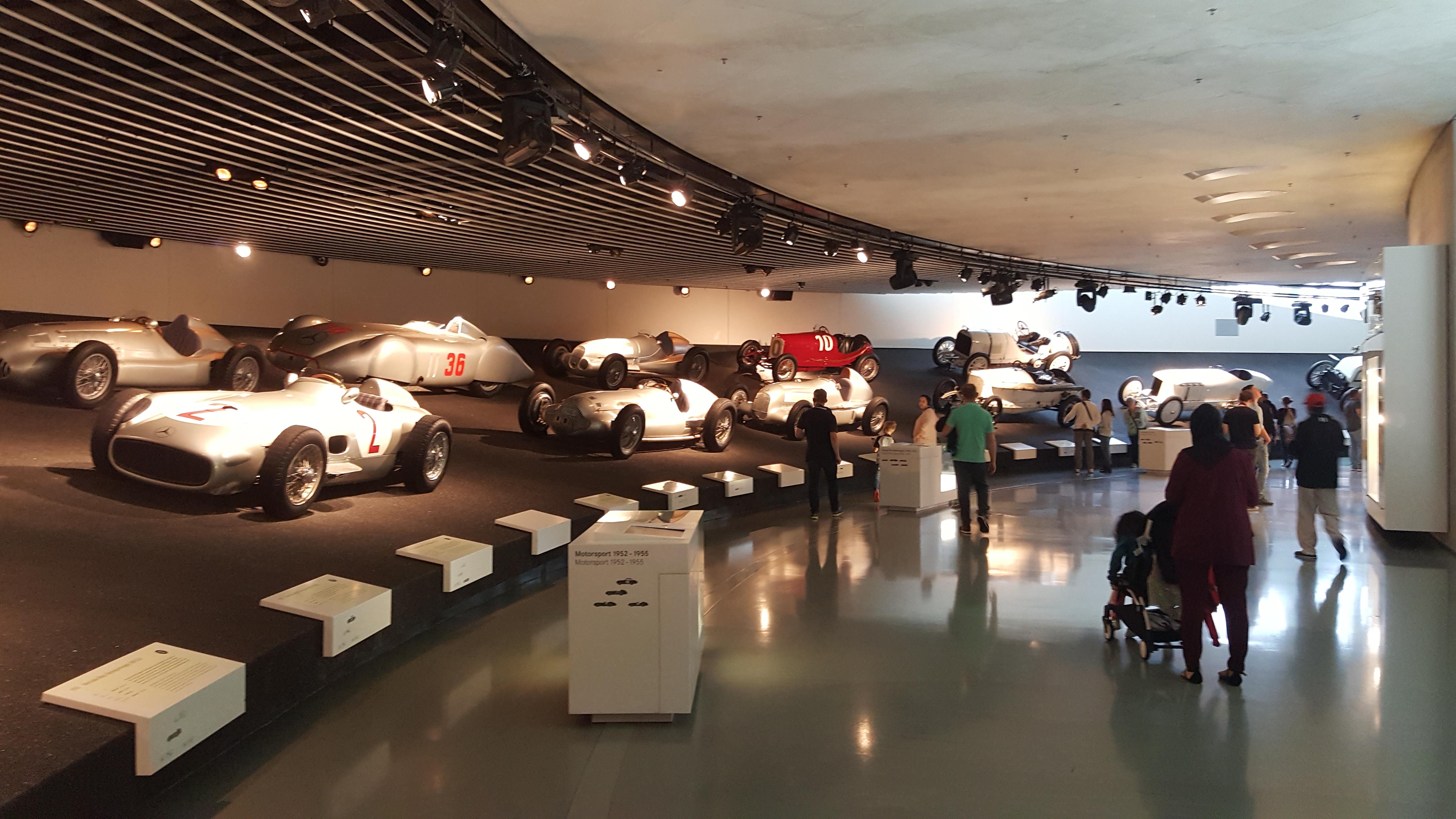 350.jpg (250910 bytes)