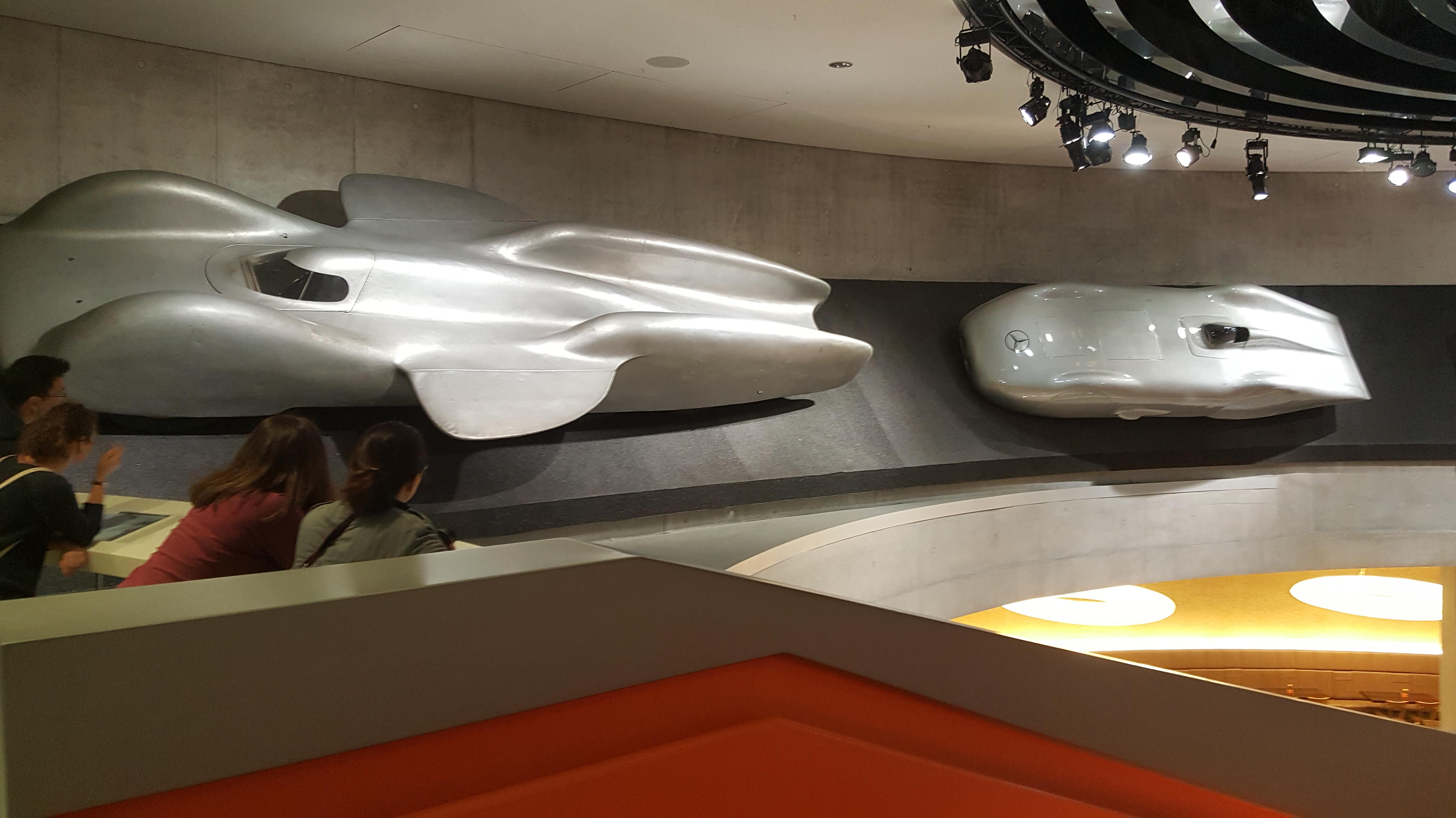 390.jpg (220273 bytes)