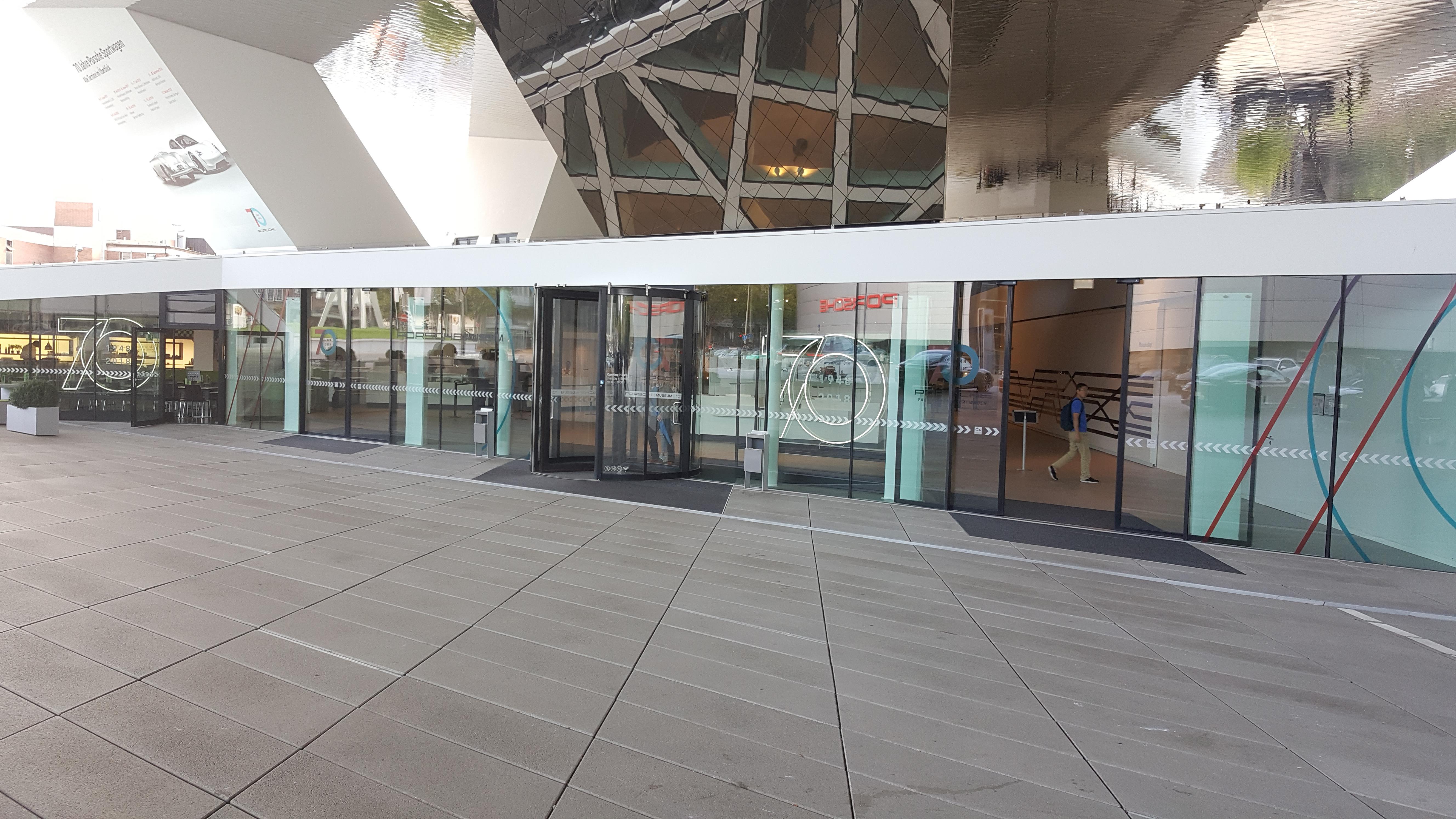 500.jpg (173112 bytes)