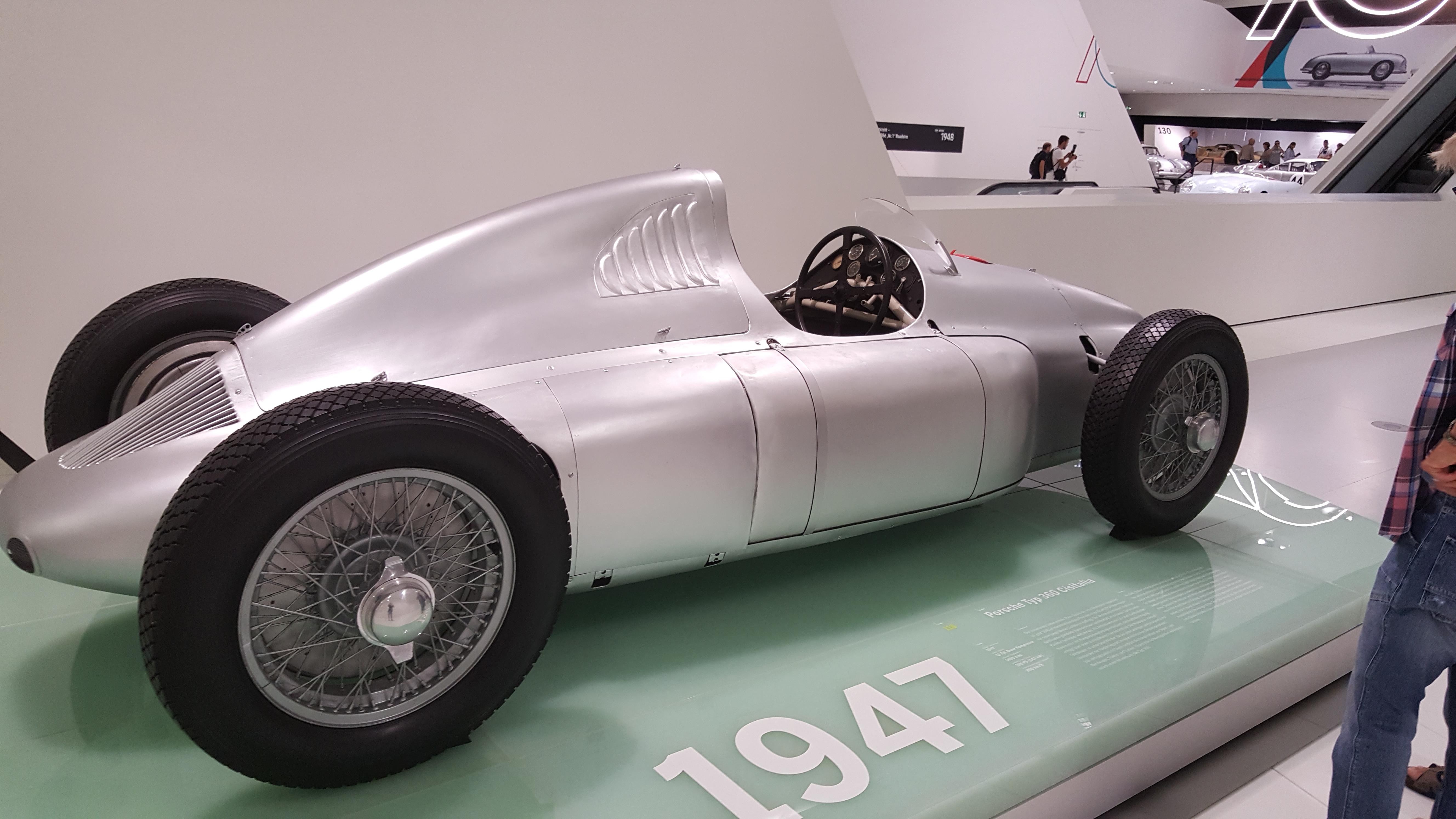 560.jpg (163247 bytes)