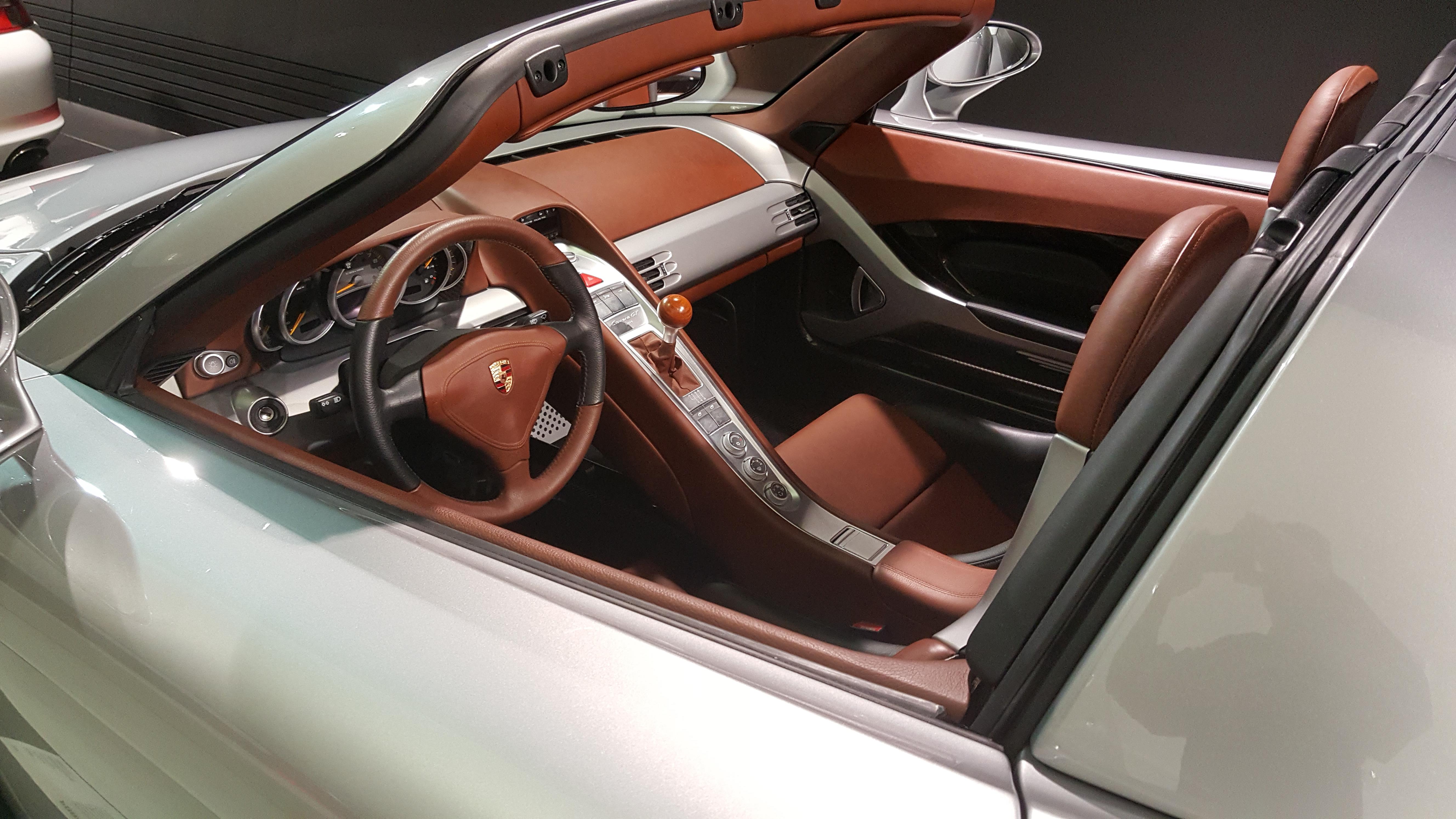 880.jpg (327117 bytes)