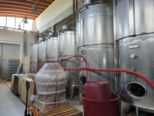 200.jpg (220273 bytes)