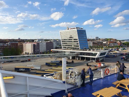 278.jpg (220273 bytes)