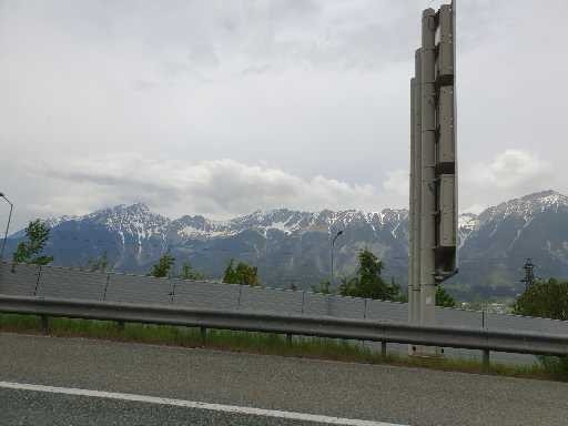 40.jpg (163650 bytes)