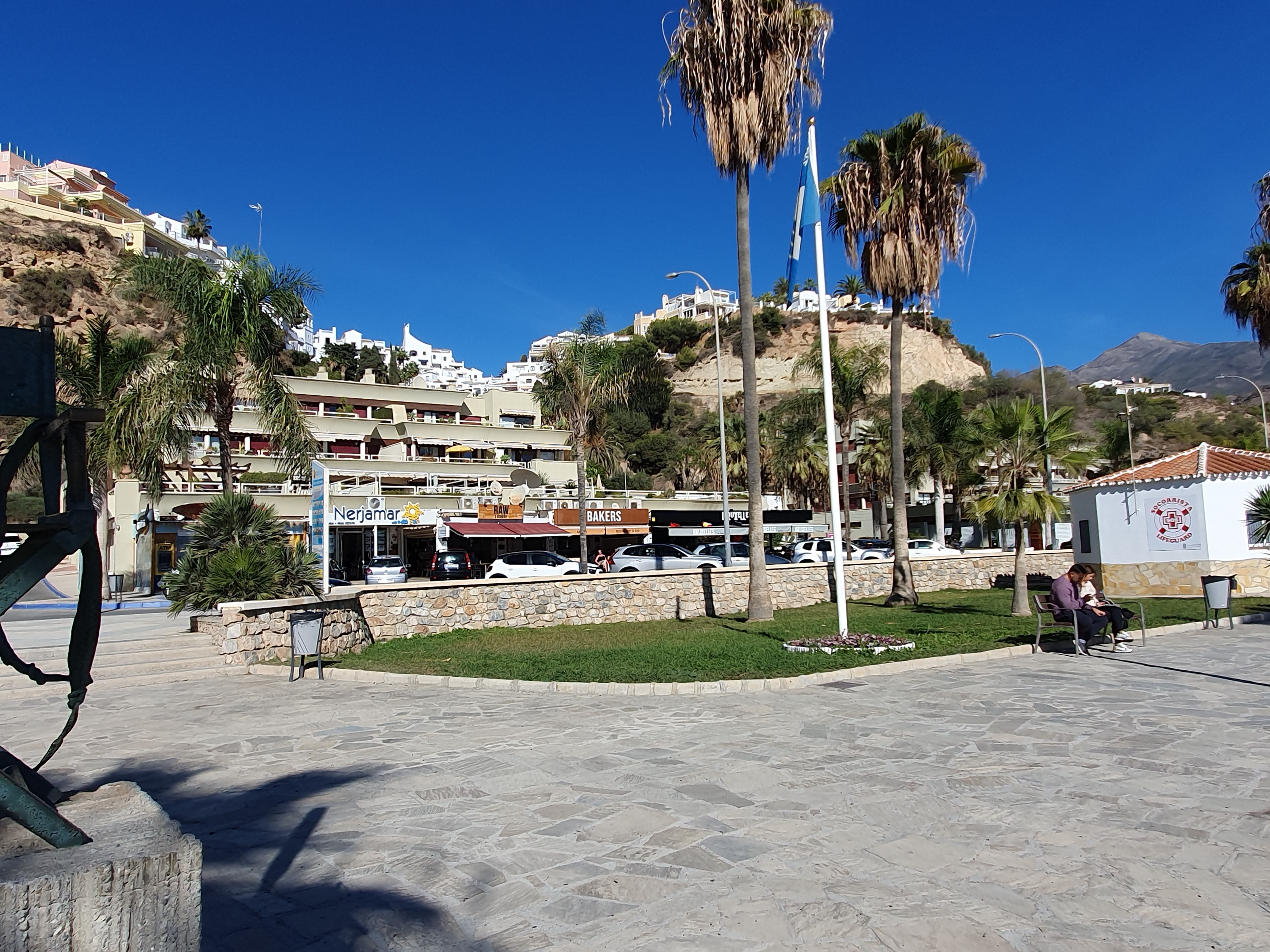 580.jpg (327117 bytes)