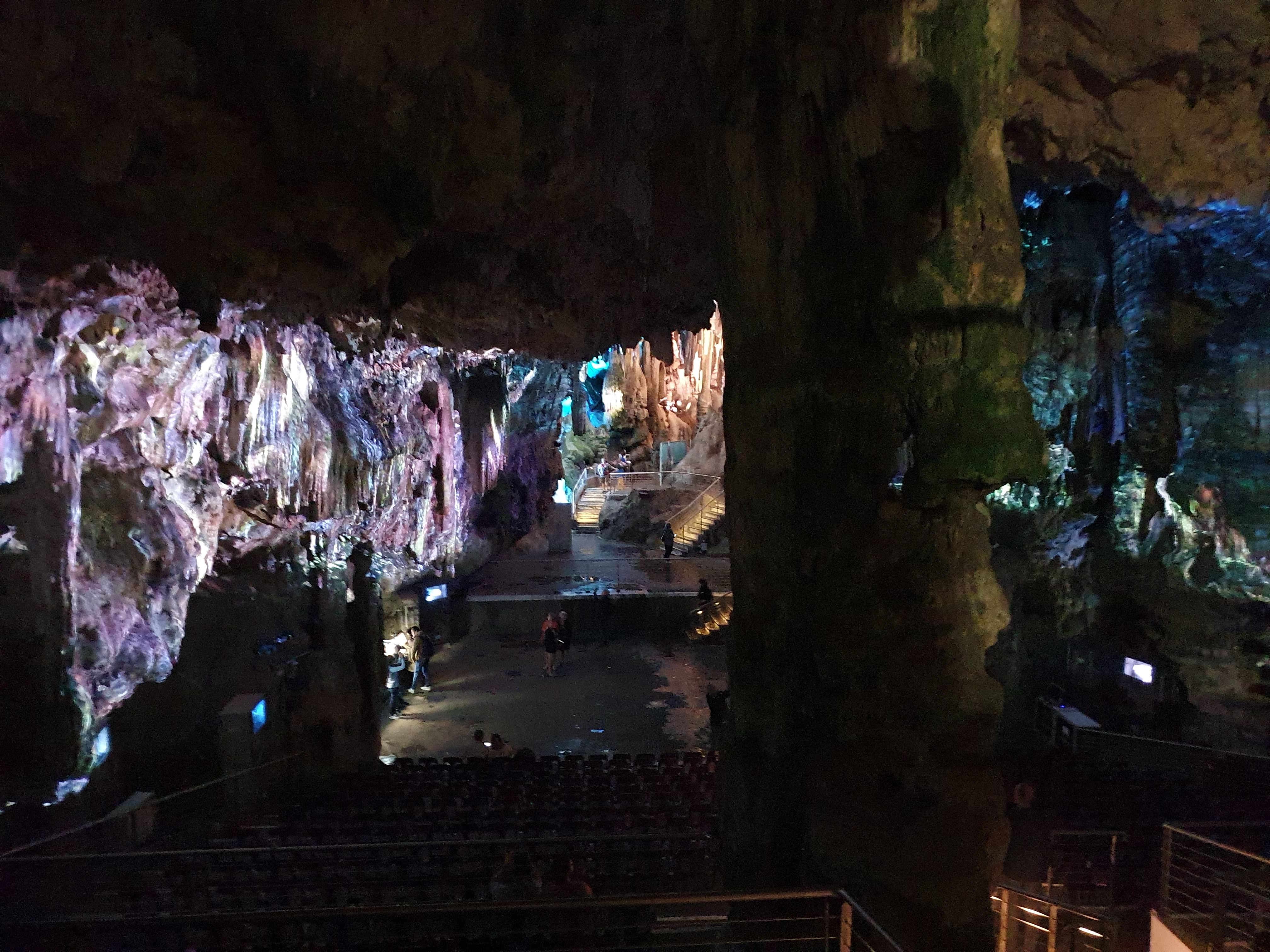 730.jpg (327117 bytes)