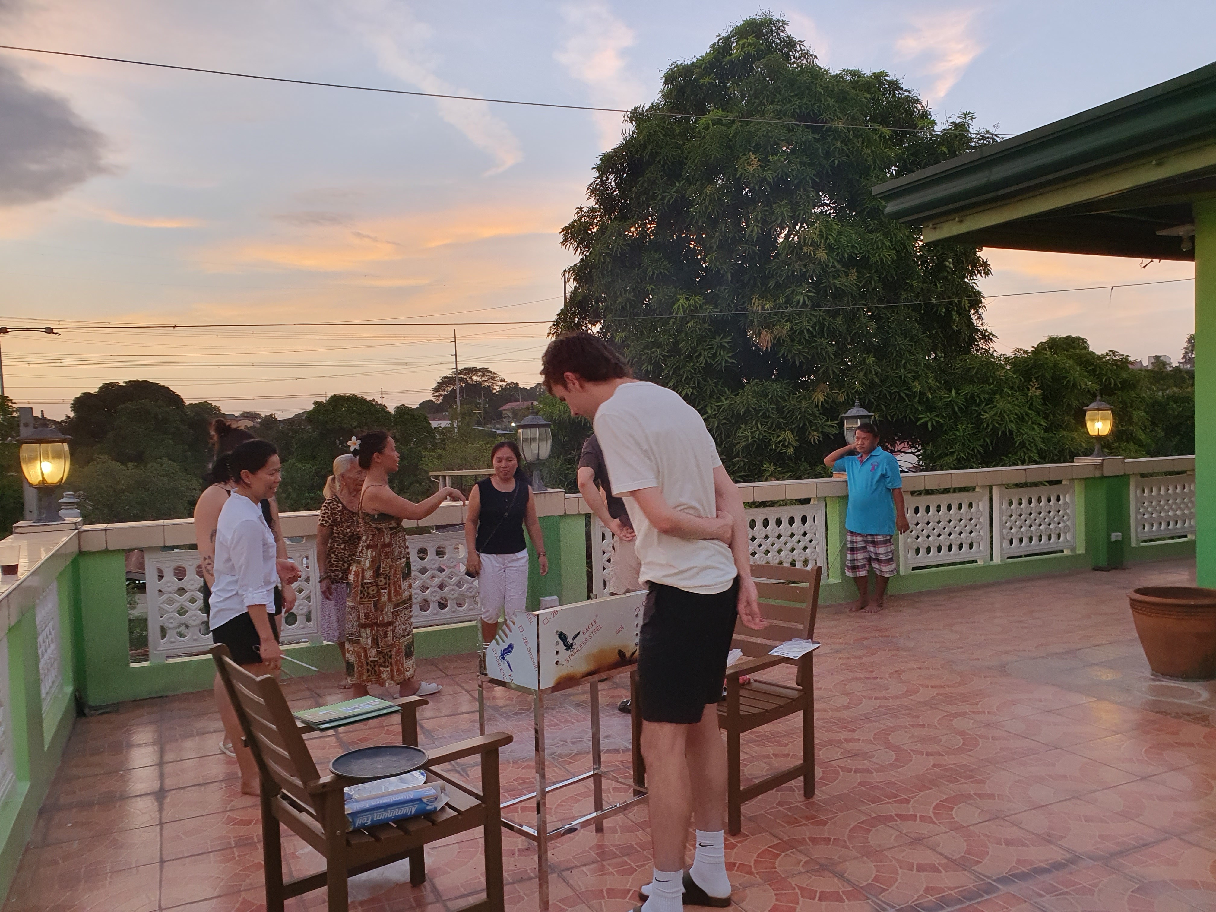 136.jpg (142052 bytes)