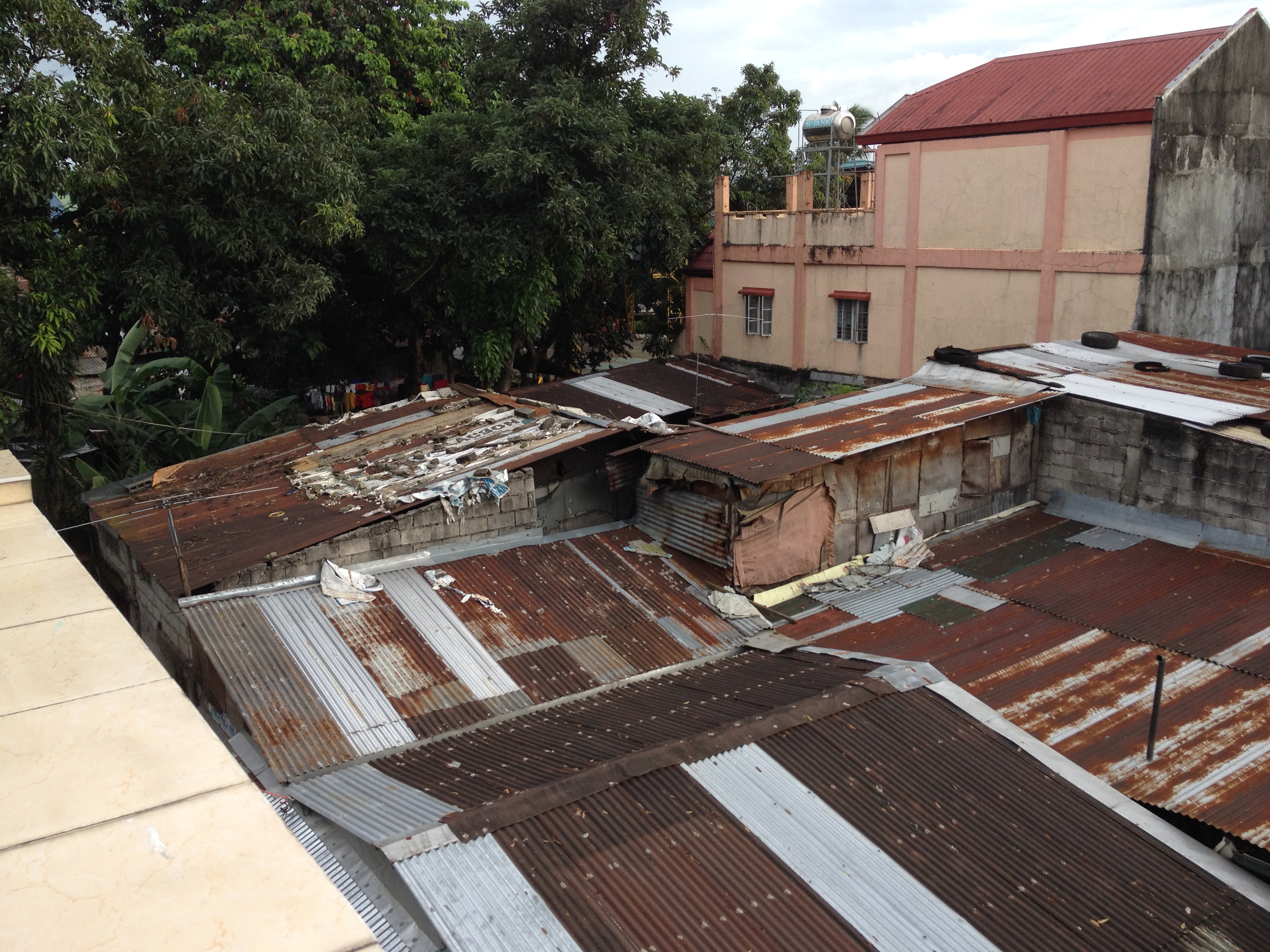 90.jpg (165335 bytes)