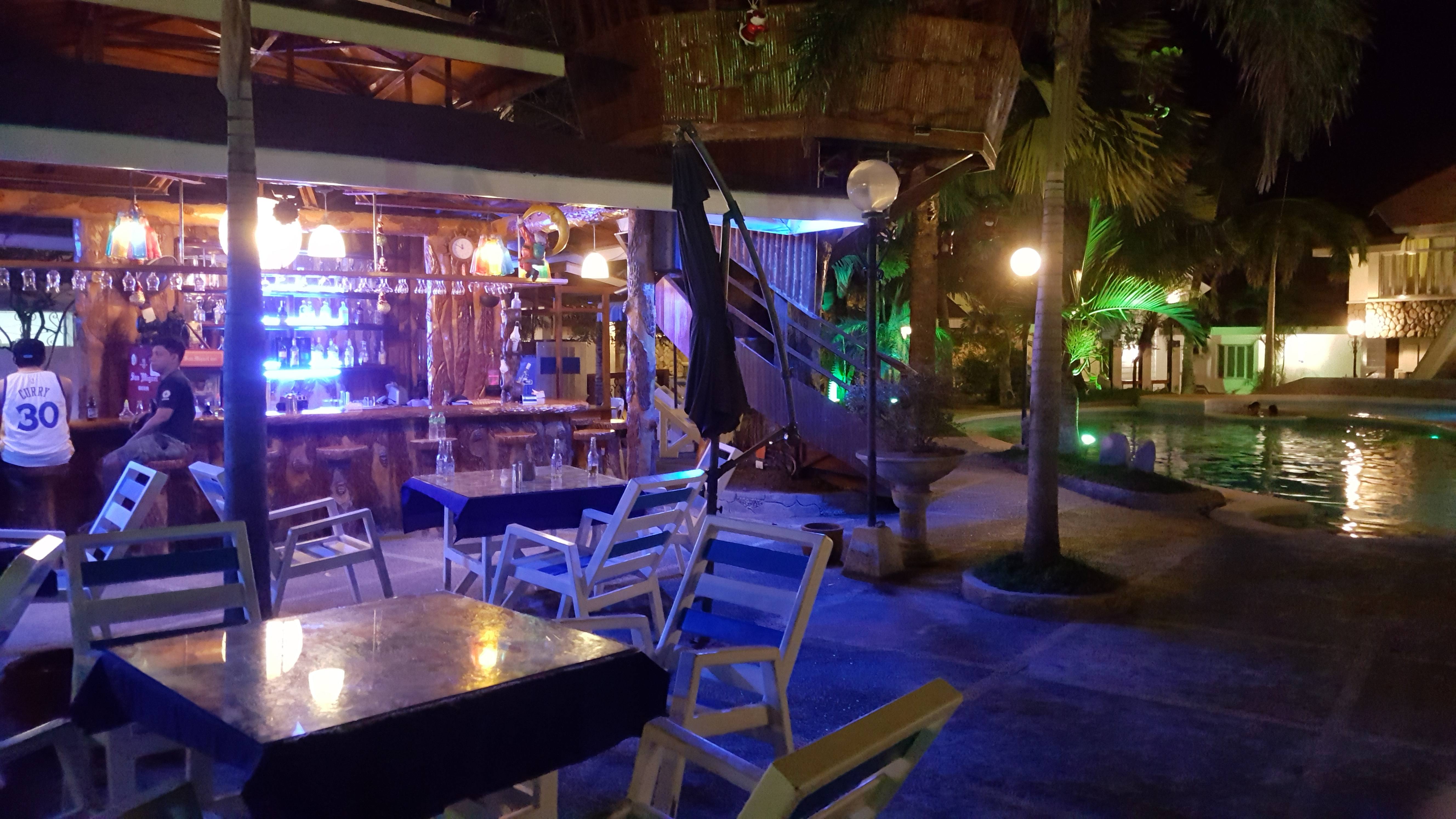 50.jpg (165335 bytes)