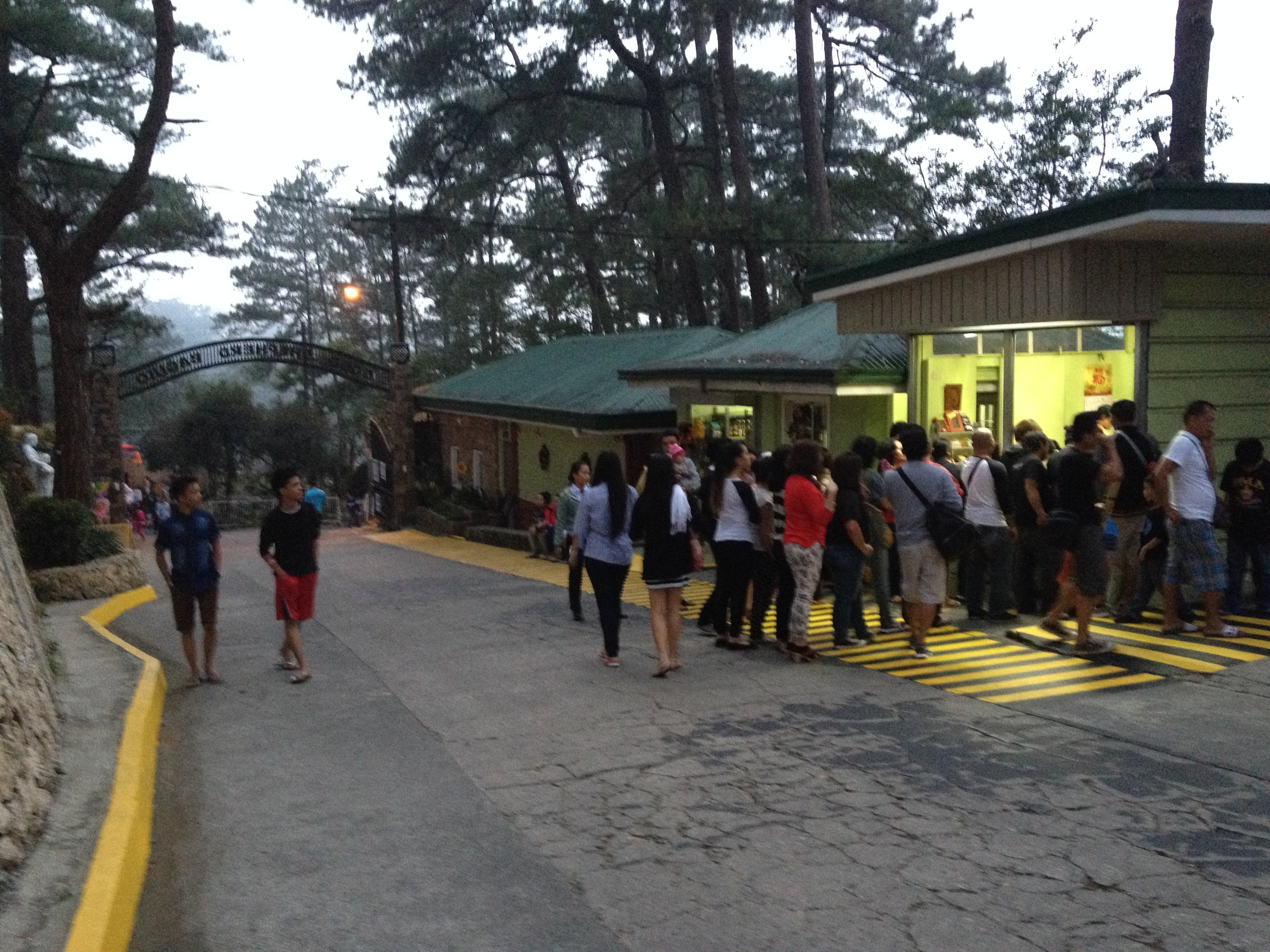 120.jpg (142052 bytes)