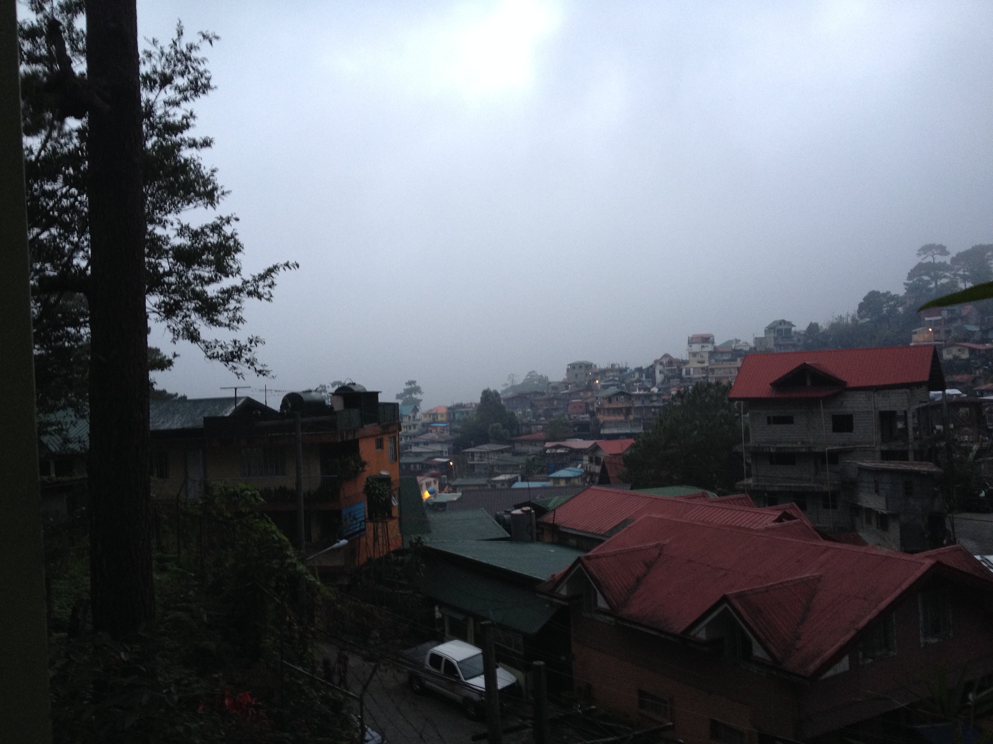 140.jpg (142052 bytes)