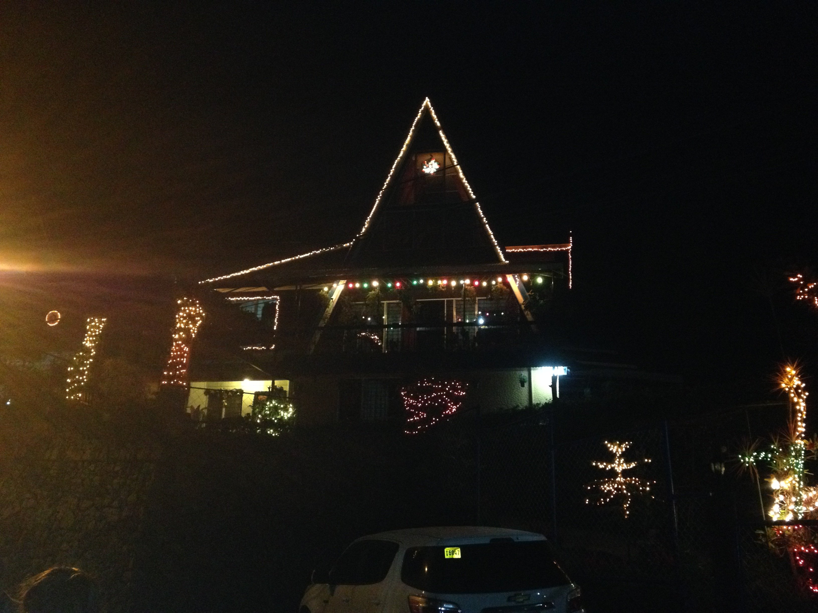 160.jpg (142052 bytes)