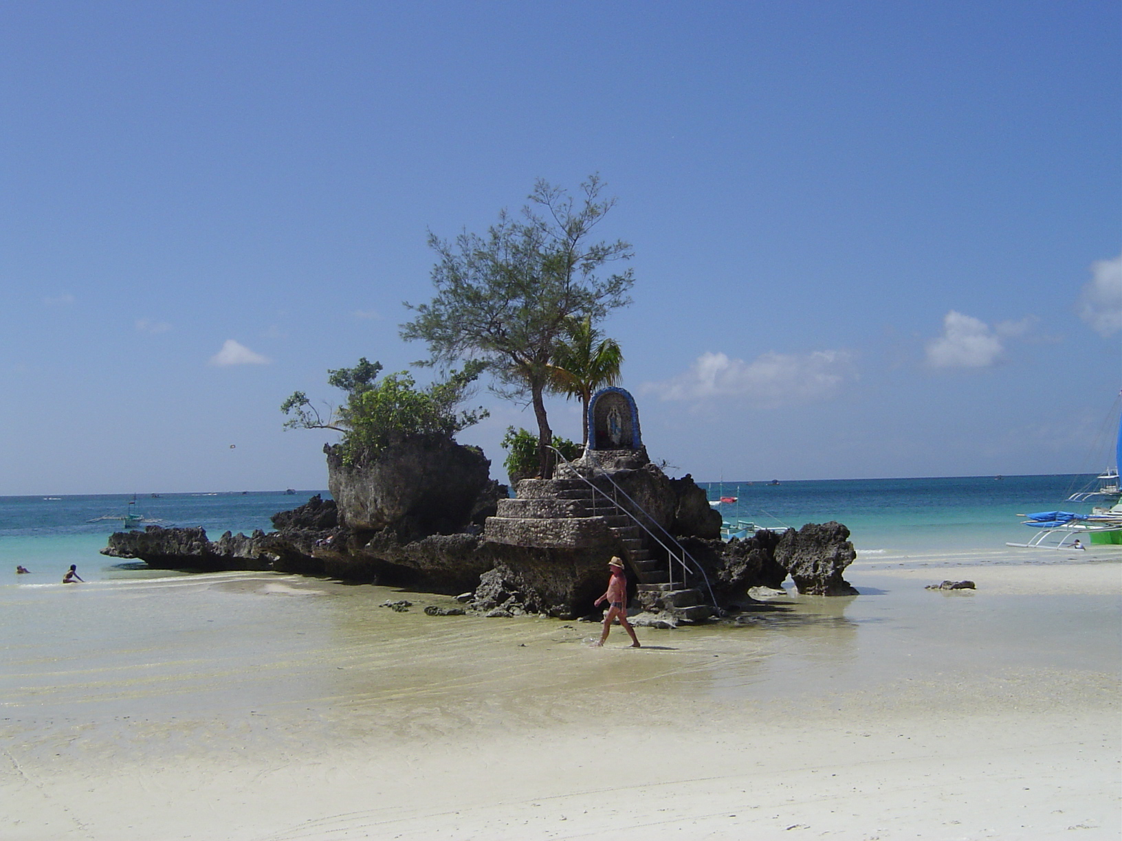 90.jpg (165335 bytes)