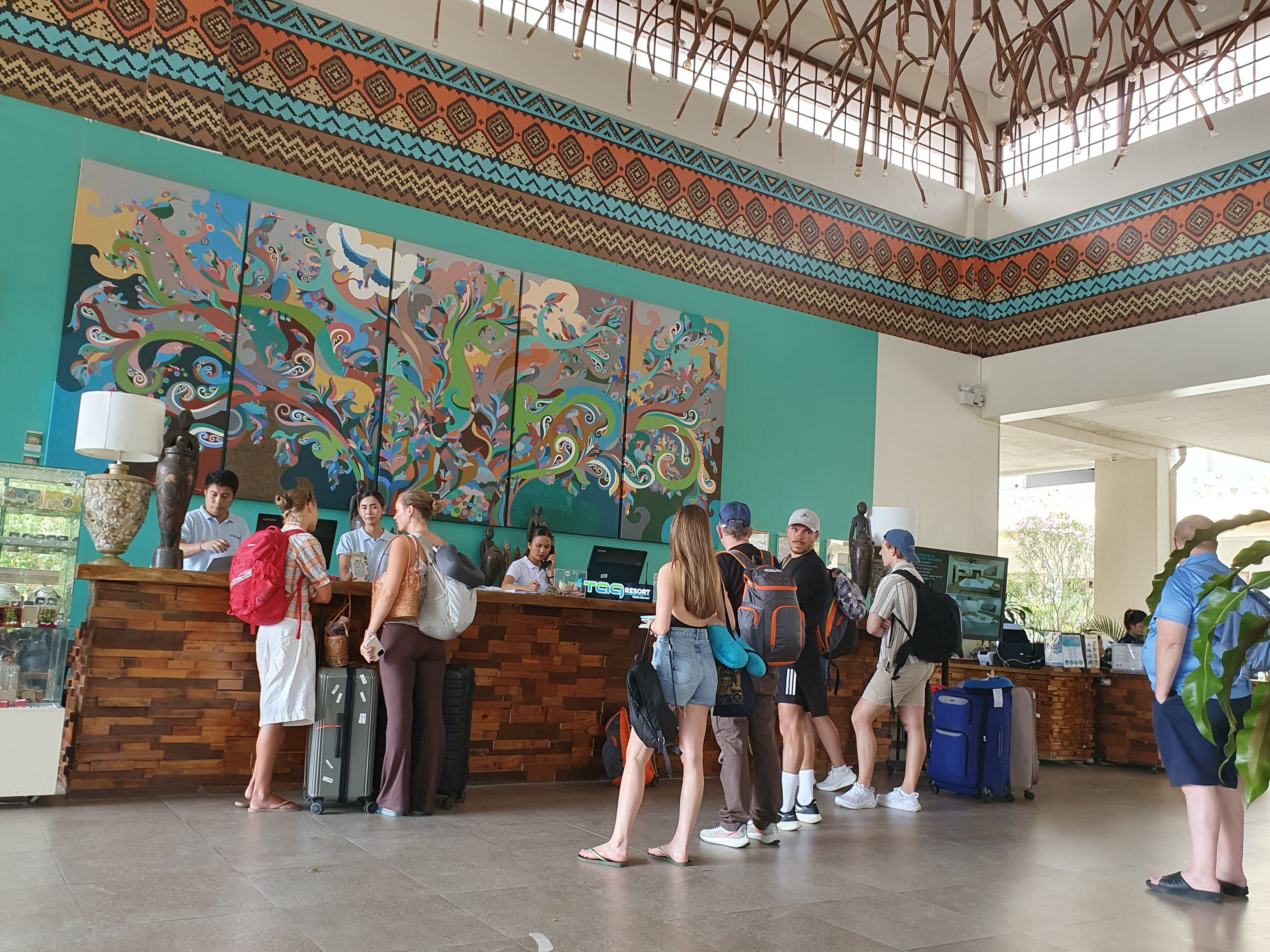 150.jpg (142052 bytes)