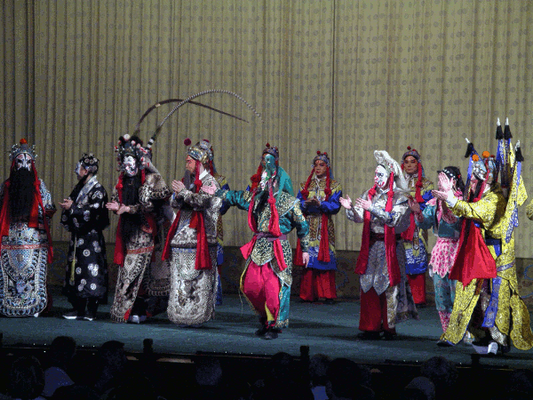 0130.gif (207302 bytes)