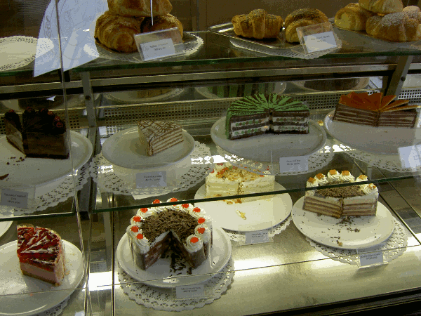 90.gif (184256 bytes)