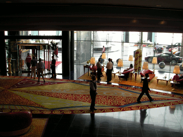 170.gif (144036 bytes)