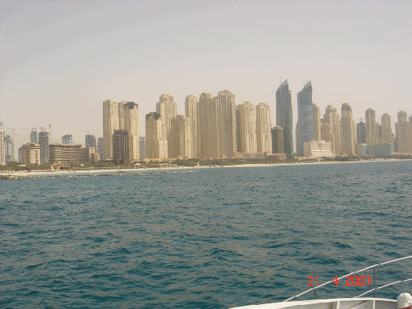 465.gif (170723 bytes)