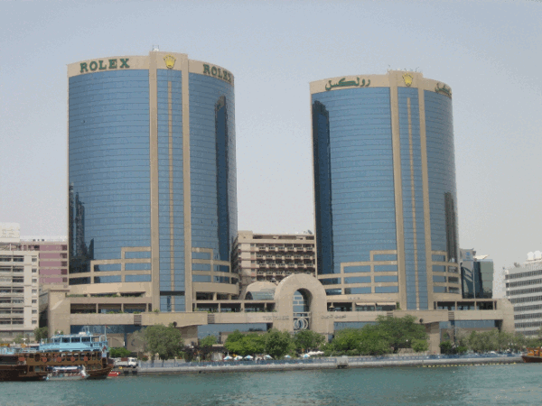 520.gif (134068 bytes)